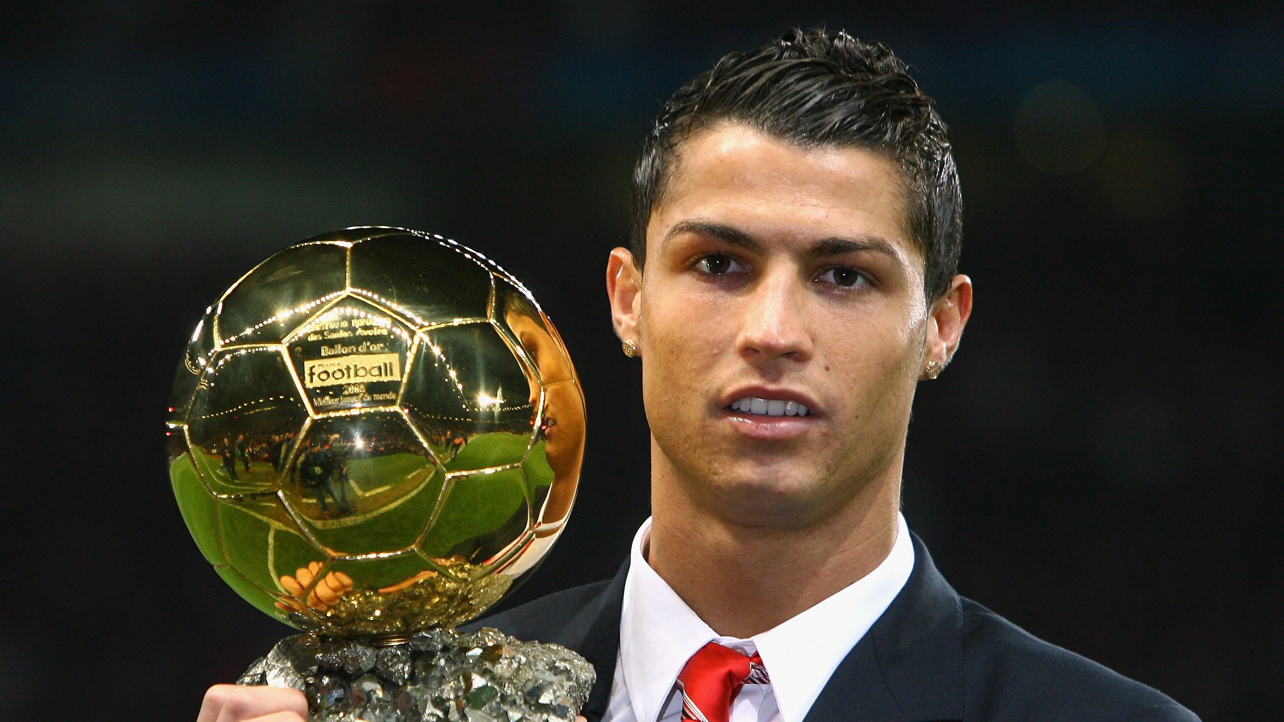 球迷互动：通过社交媒体创造最佳赛场气氛，球迷网络