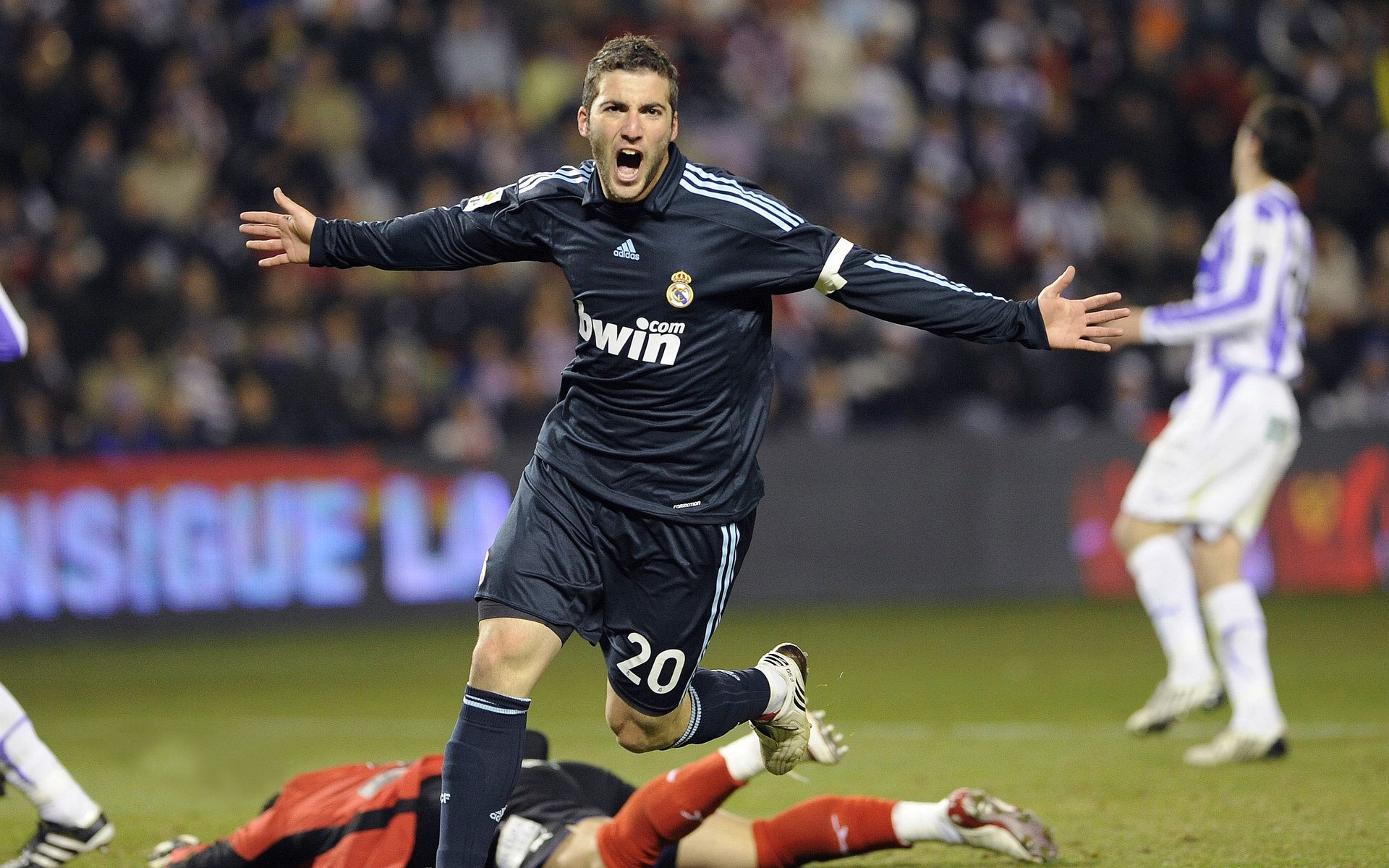 电竞行业报告发布 年轻人主导消费市场，2020年电竞行业发展趋势